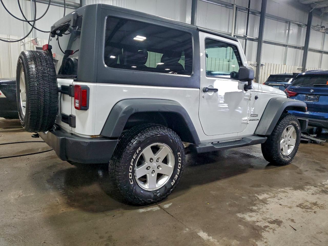 2013 JEEP WRANGLER SPORT photo 5