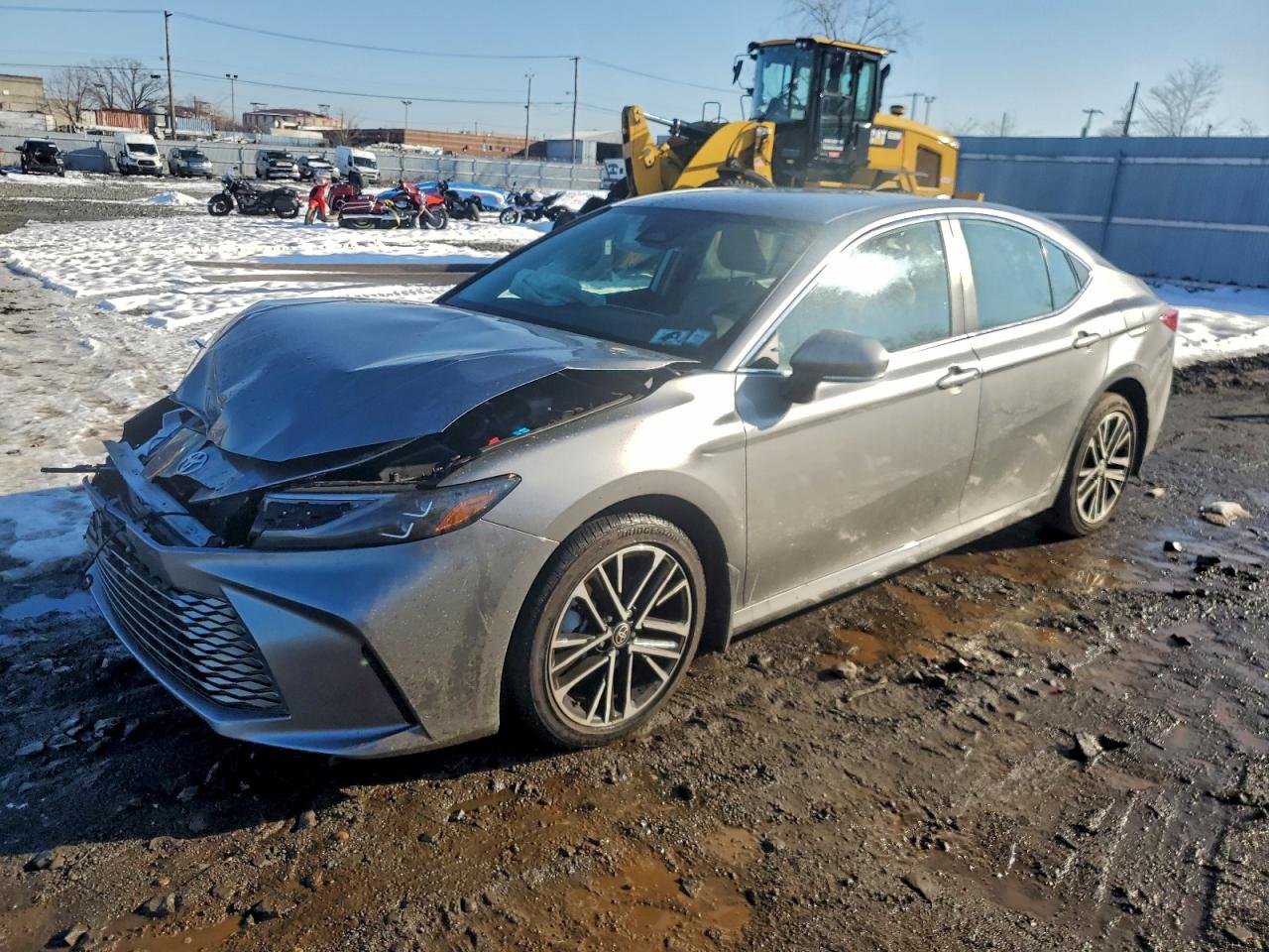 2025 TOYOTA CAMRY