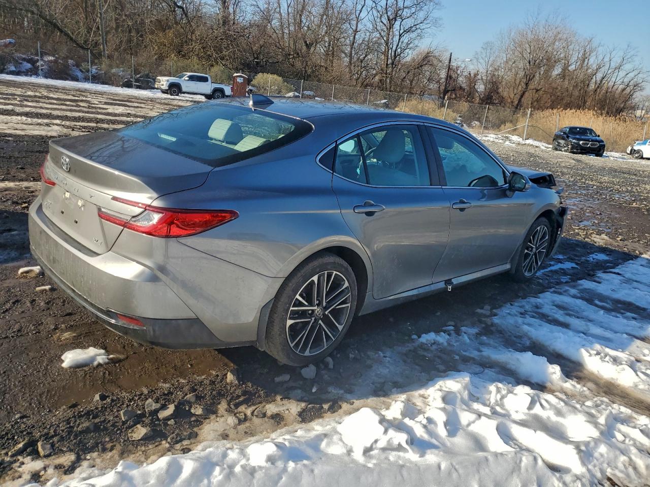 2025 TOYOTA CAMRY XSE photo 3