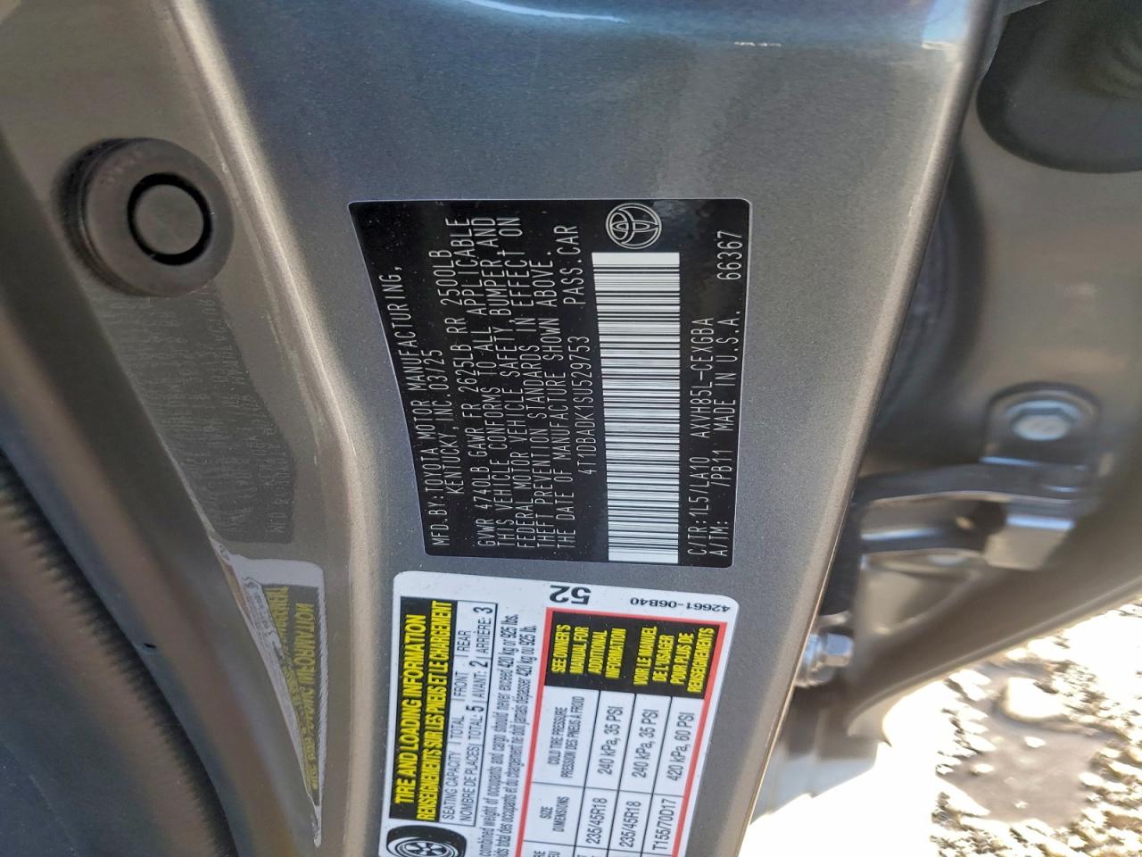 2025 TOYOTA CAMRY XSE photo 12