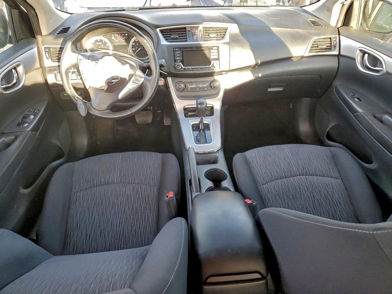 2015 NISSAN SENTRA S photo 8