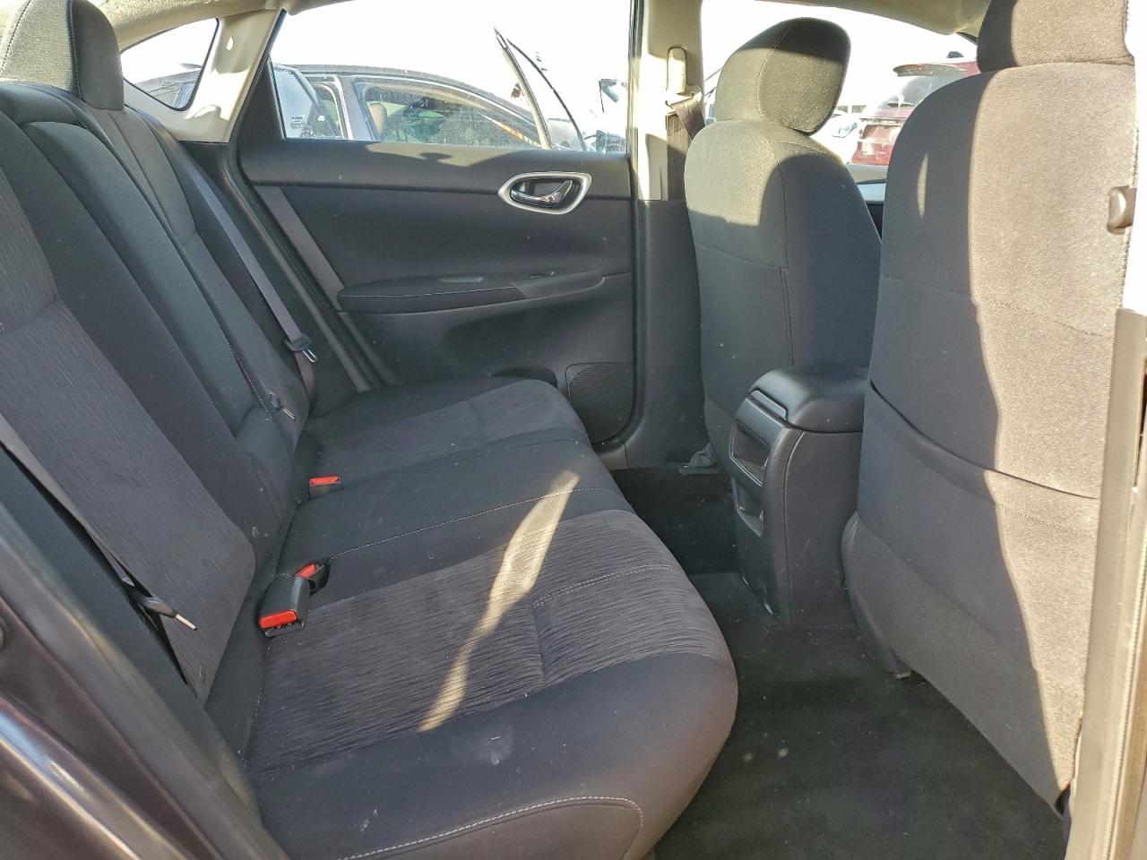 2015 NISSAN SENTRA S photo 10