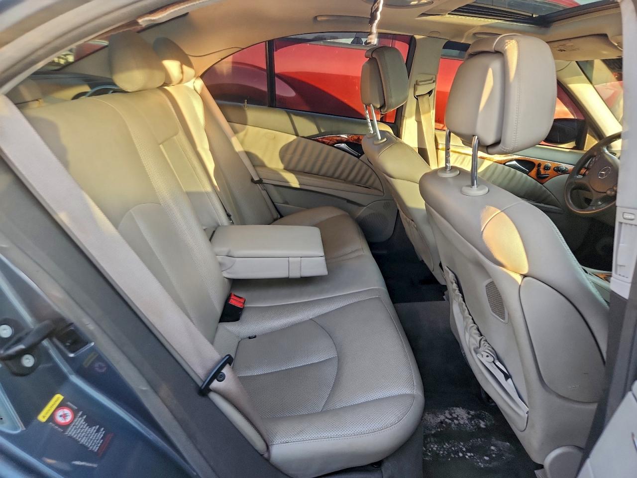 2007 MERCEDES-BENZ E 550 4MATIC photo 10