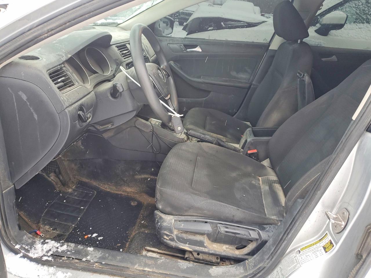2015 VOLKSWAGEN JETTA BASE photo 7