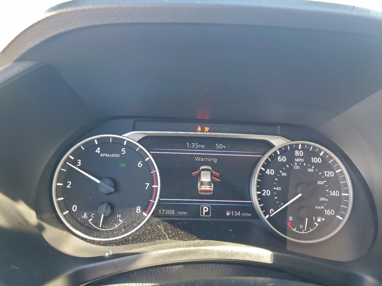 2025 NISSAN SENTRA SR photo 9