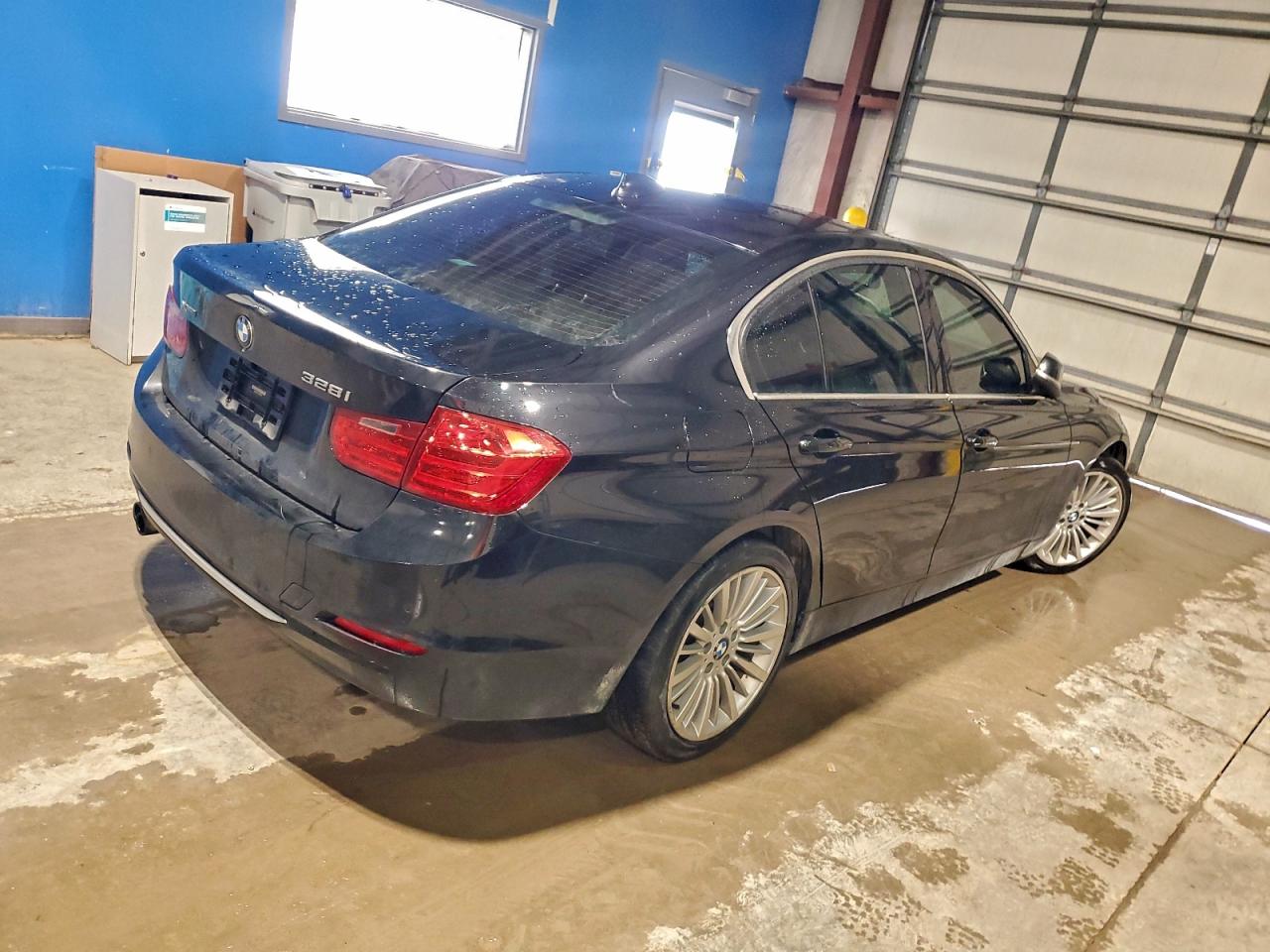 2013 BMW 328 XI photo 3