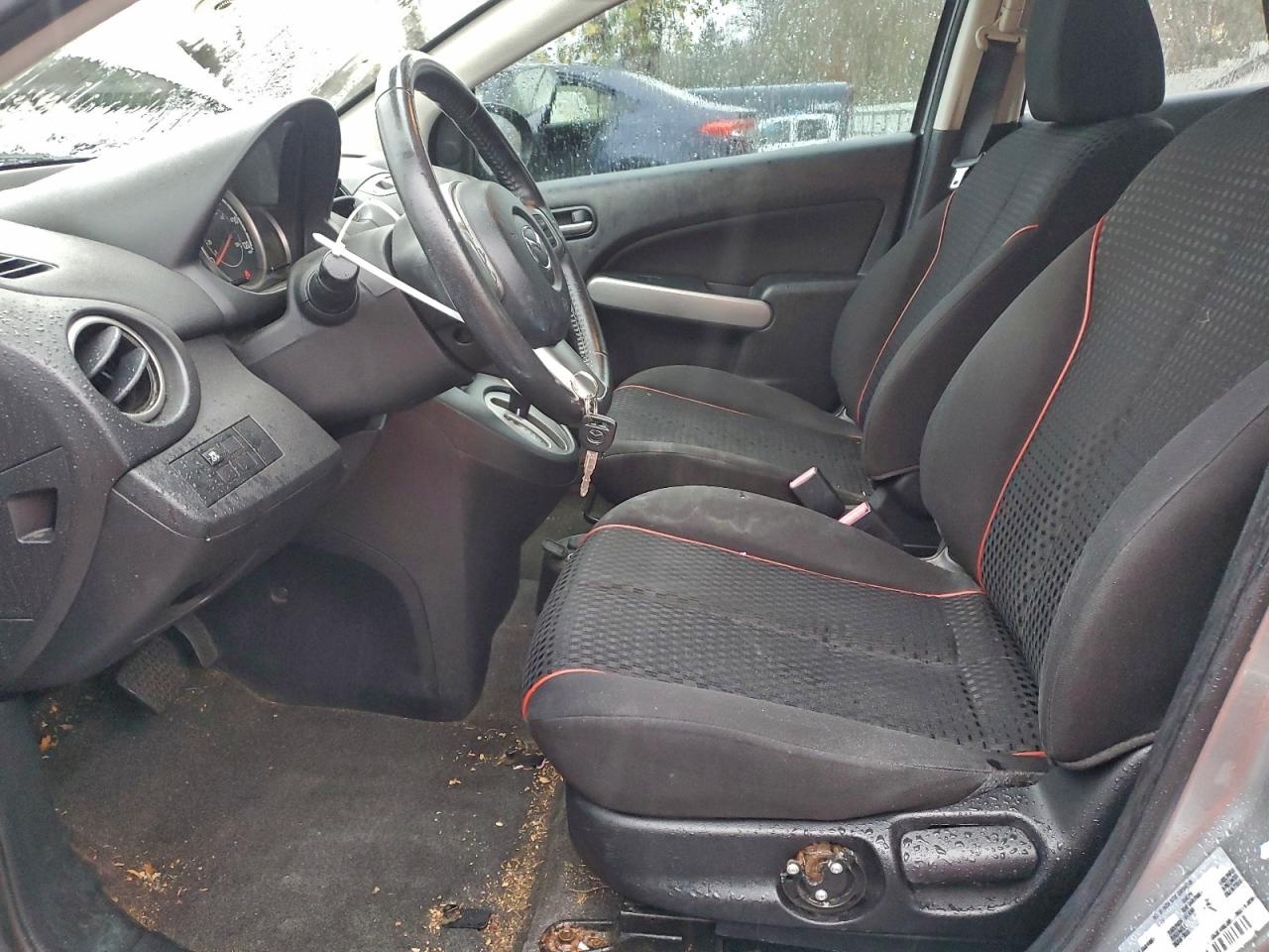 2012 MAZDA MAZDA2 photo 7