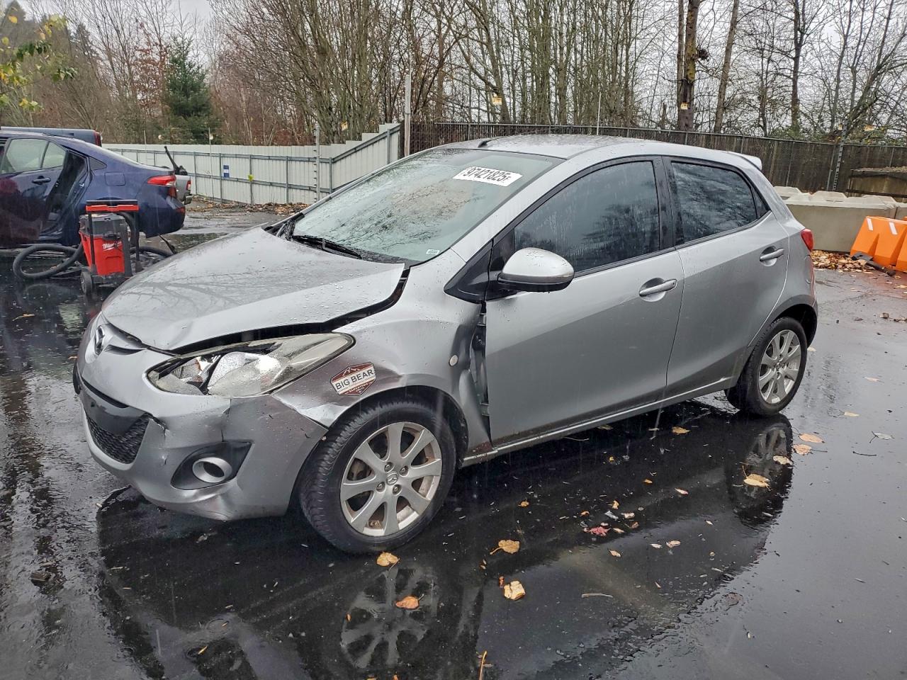 2012 MAZDA MAZDA2