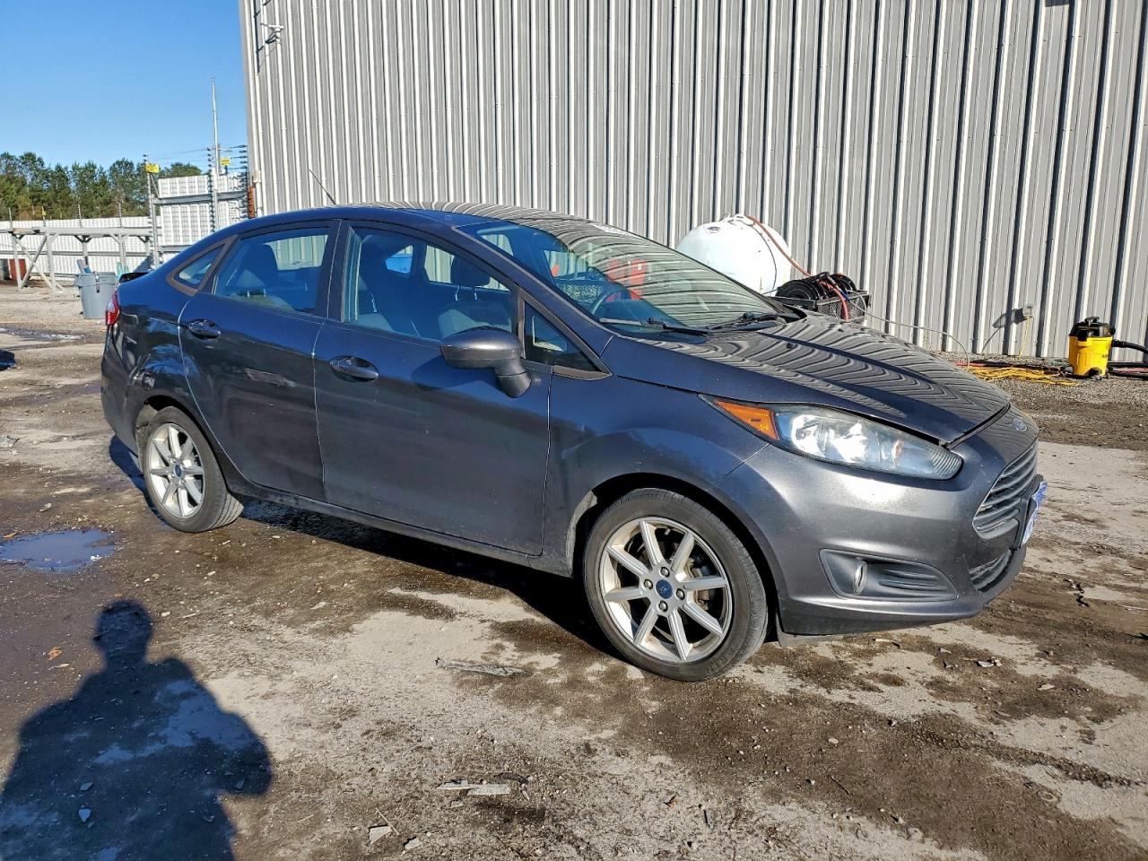 2019 FORD FIESTA SE photo 7