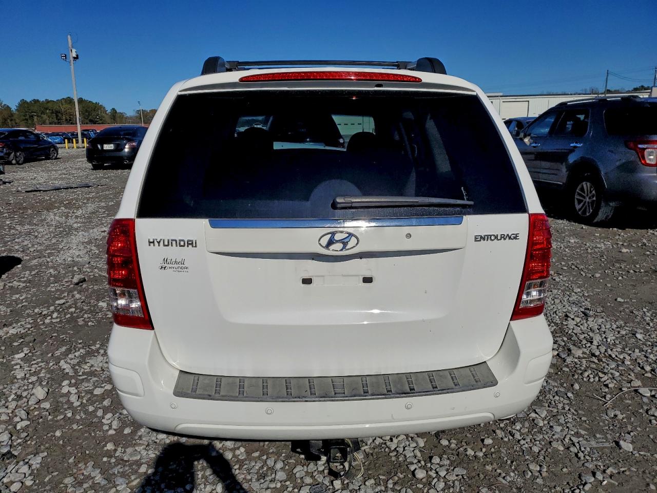 2008 HYUNDAI ENTOURAGE GLS photo 6