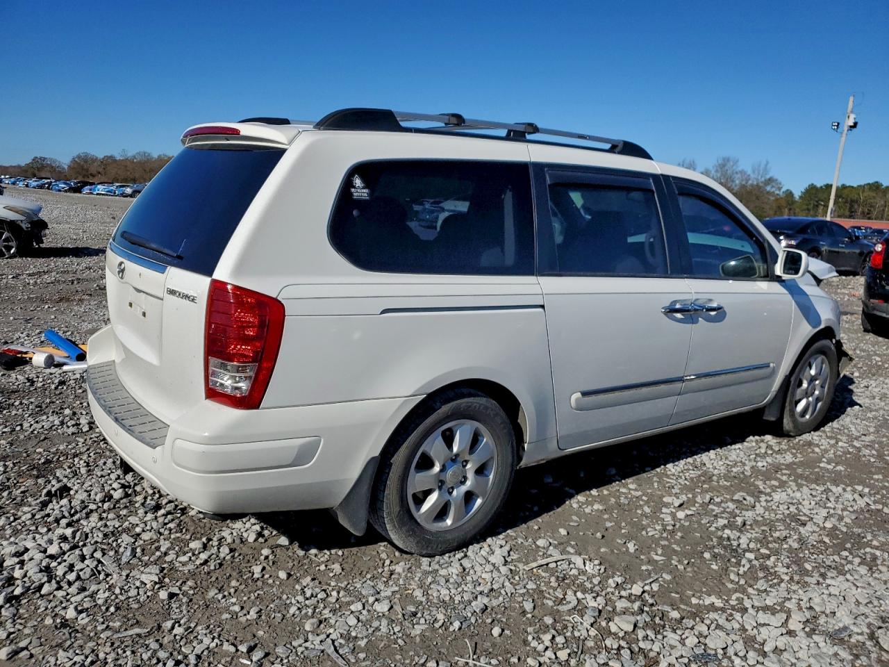 2008 HYUNDAI ENTOURAGE GLS photo 3