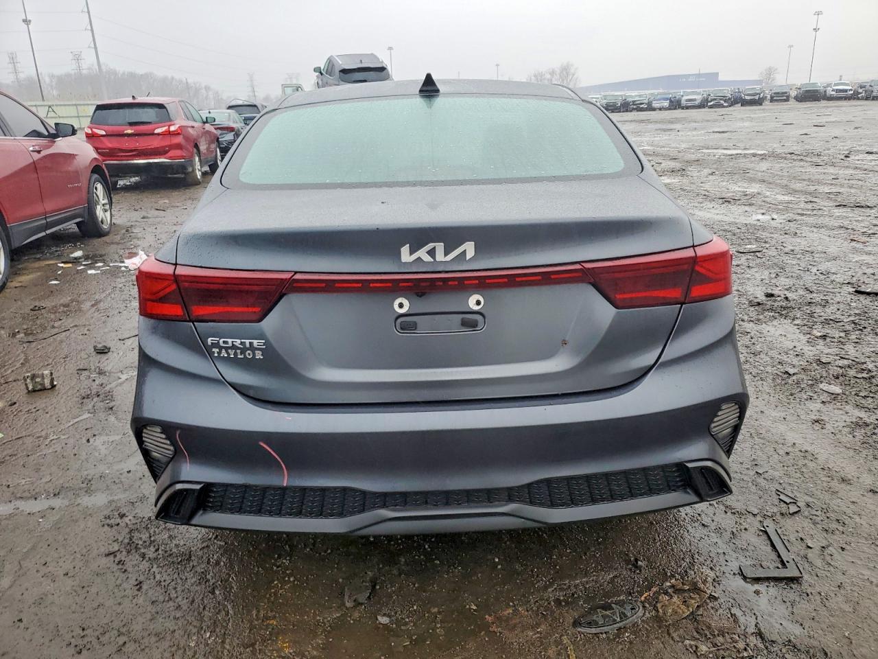 2024 KIA FORTE LX photo 6