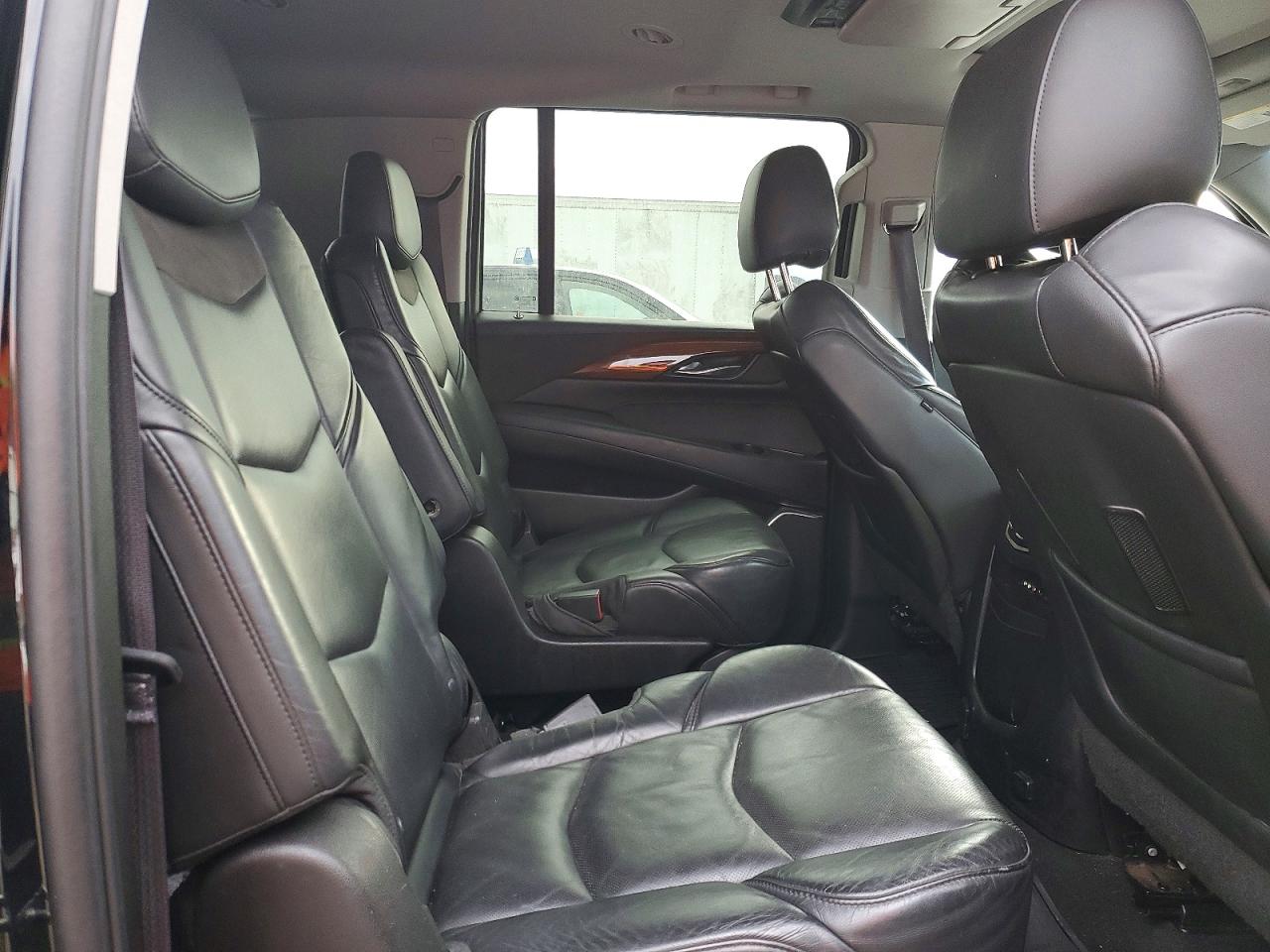 2015 CADILLAC ESCALADE ESV PREMIUM photo 11