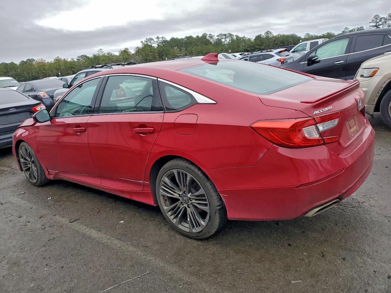 2018 HONDA ACCORD SPORT photo 3
