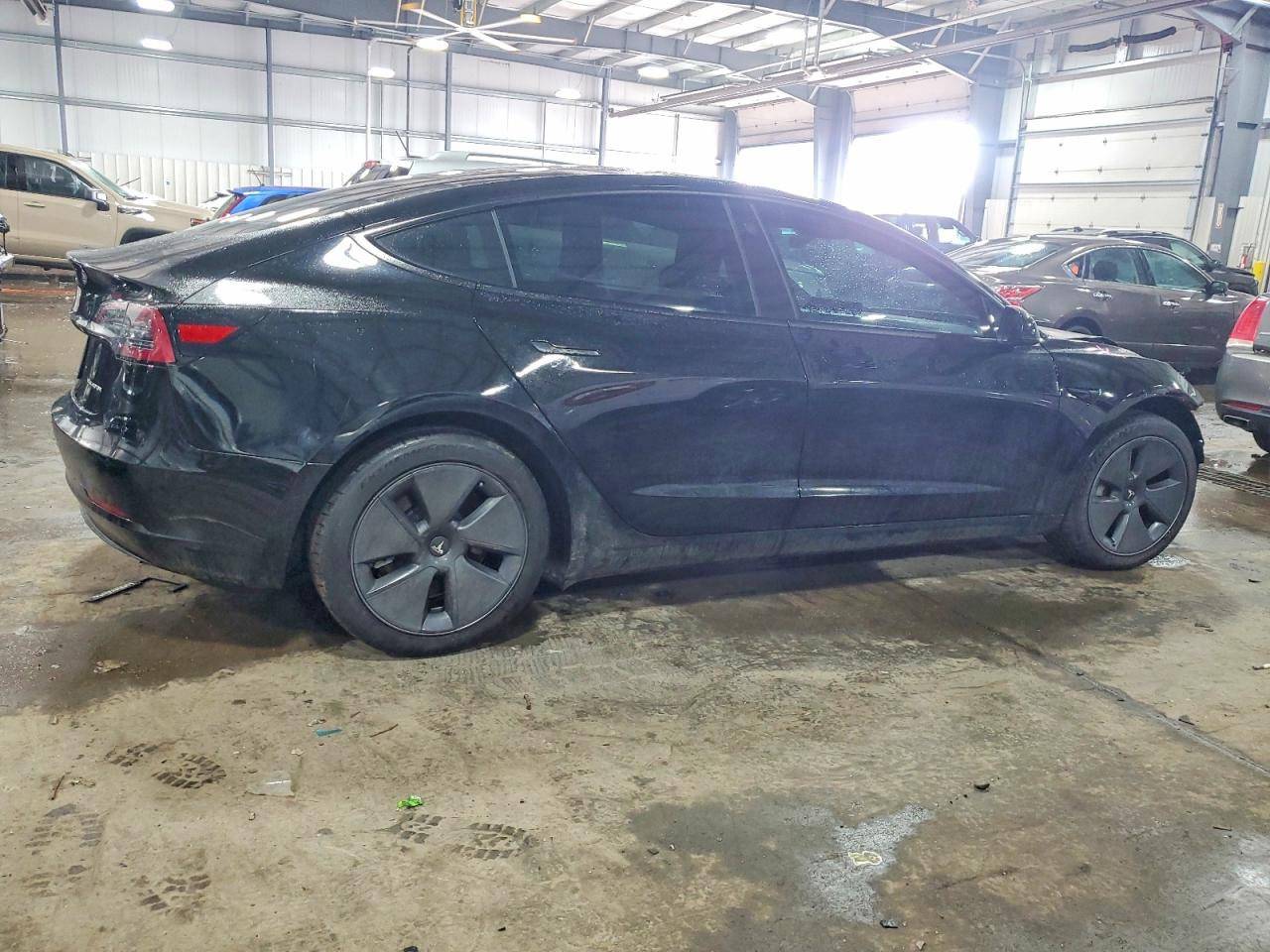 2022 TESLA MODEL 3 photo 3