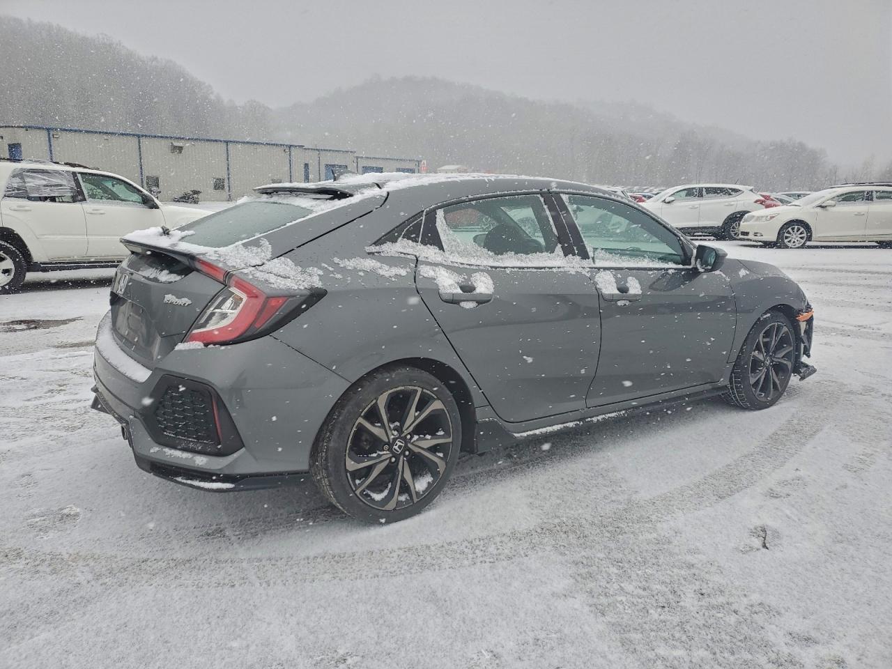 2017 HONDA CIVIC SPORT photo 3