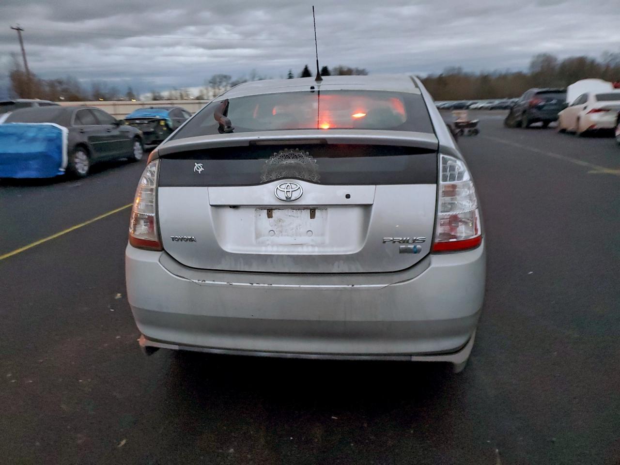 2007 TOYOTA PRIUS photo 6
