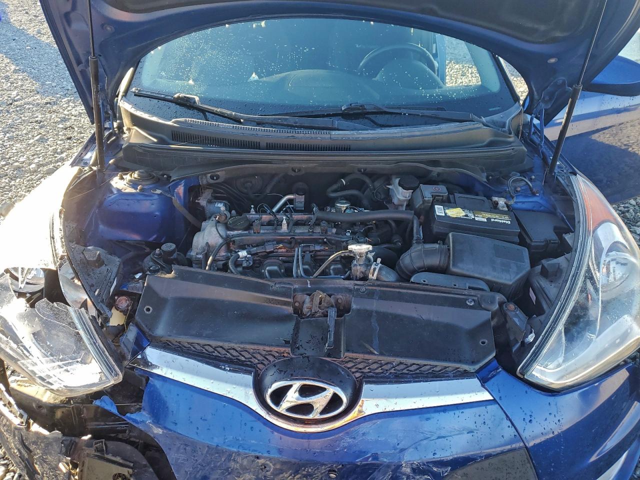 2017 HYUNDAI VELOSTER BASE photo 11