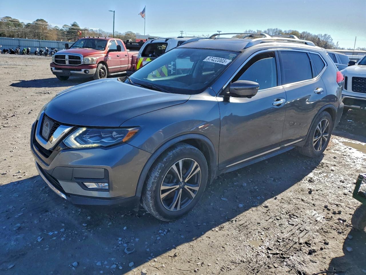 2017 NISSAN ROGUE