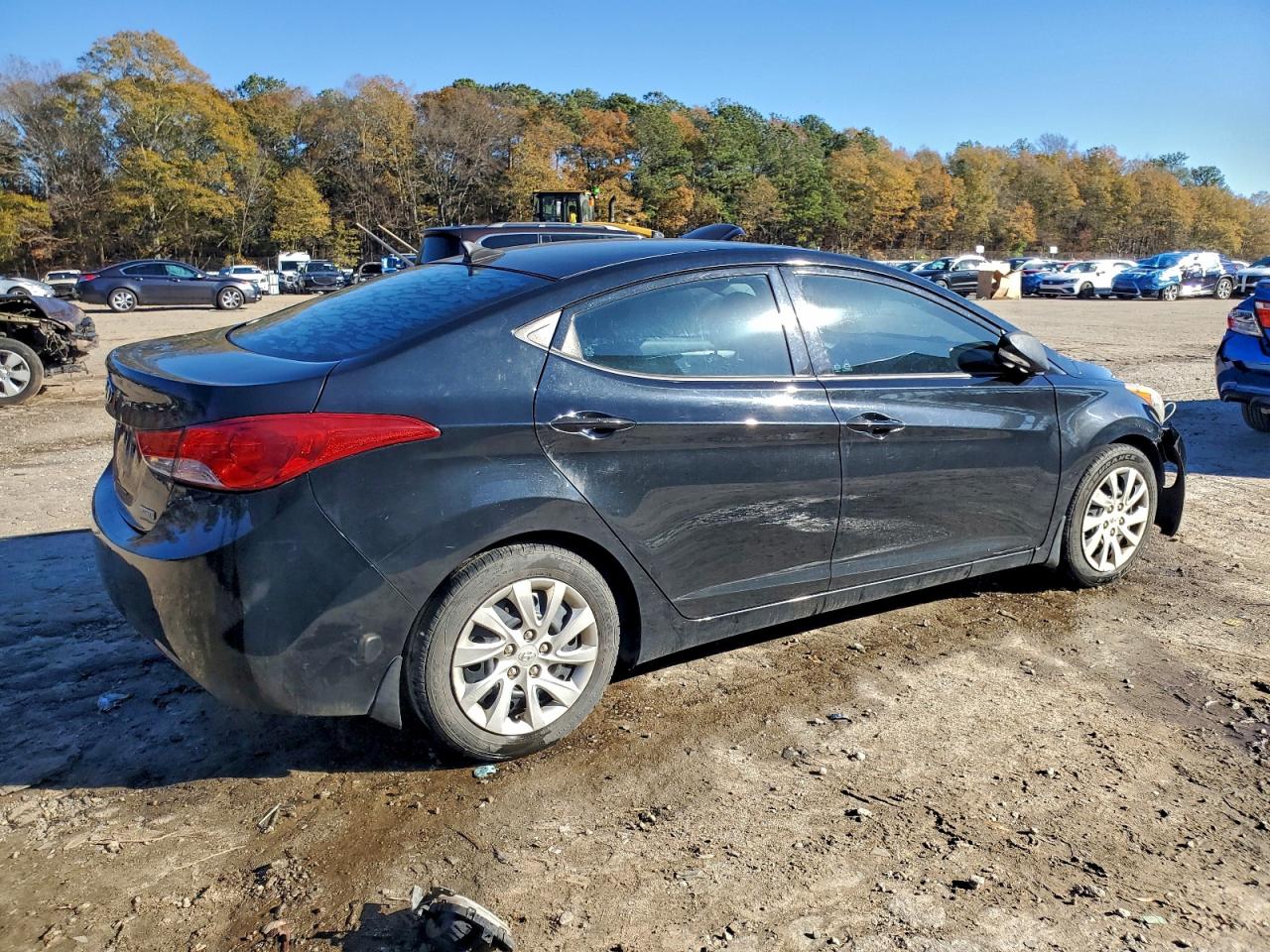 2013 HYUNDAI ELANTRA GLS photo 3