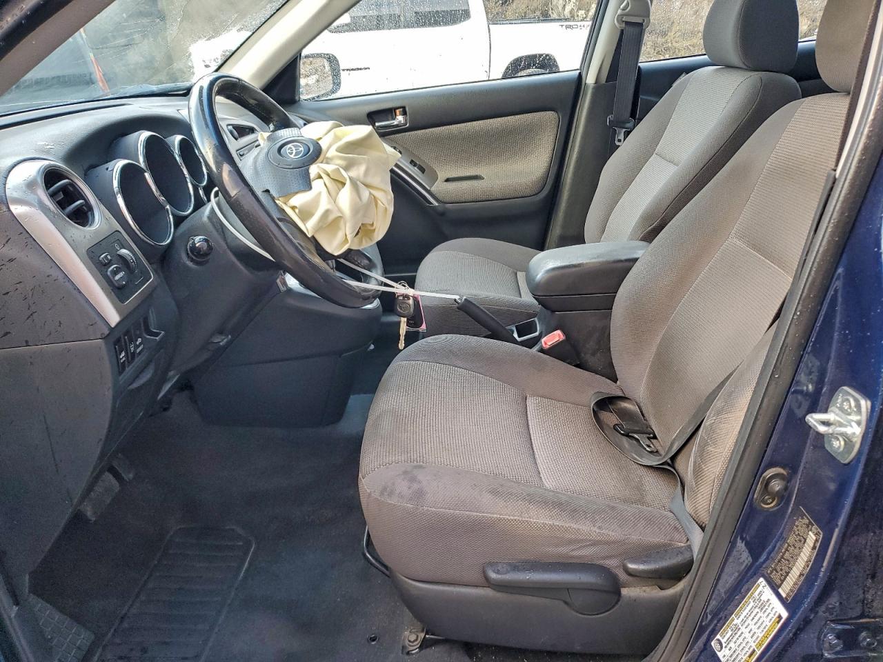 2008 TOYOTA COROLLA MATRIX XR photo 13