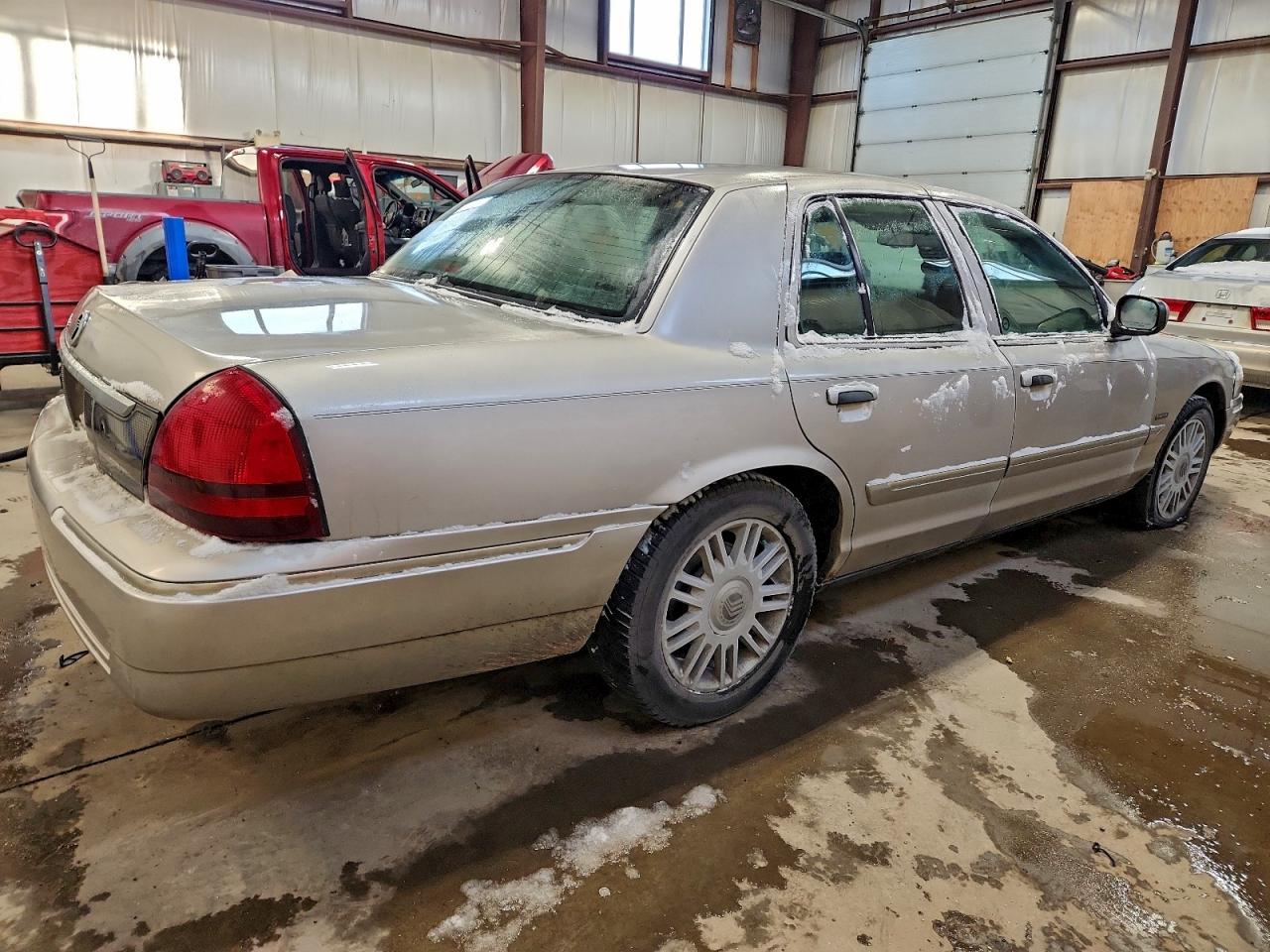 2008 MERCURY GRAND MARQUIS LS photo 3