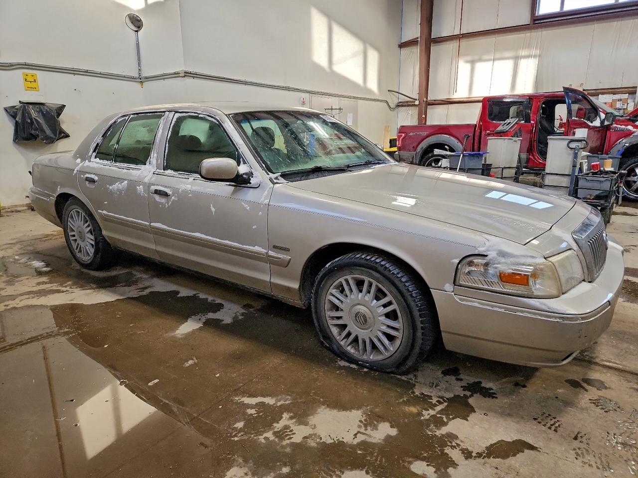 2008 MERCURY GRAND MARQUIS LS photo 4