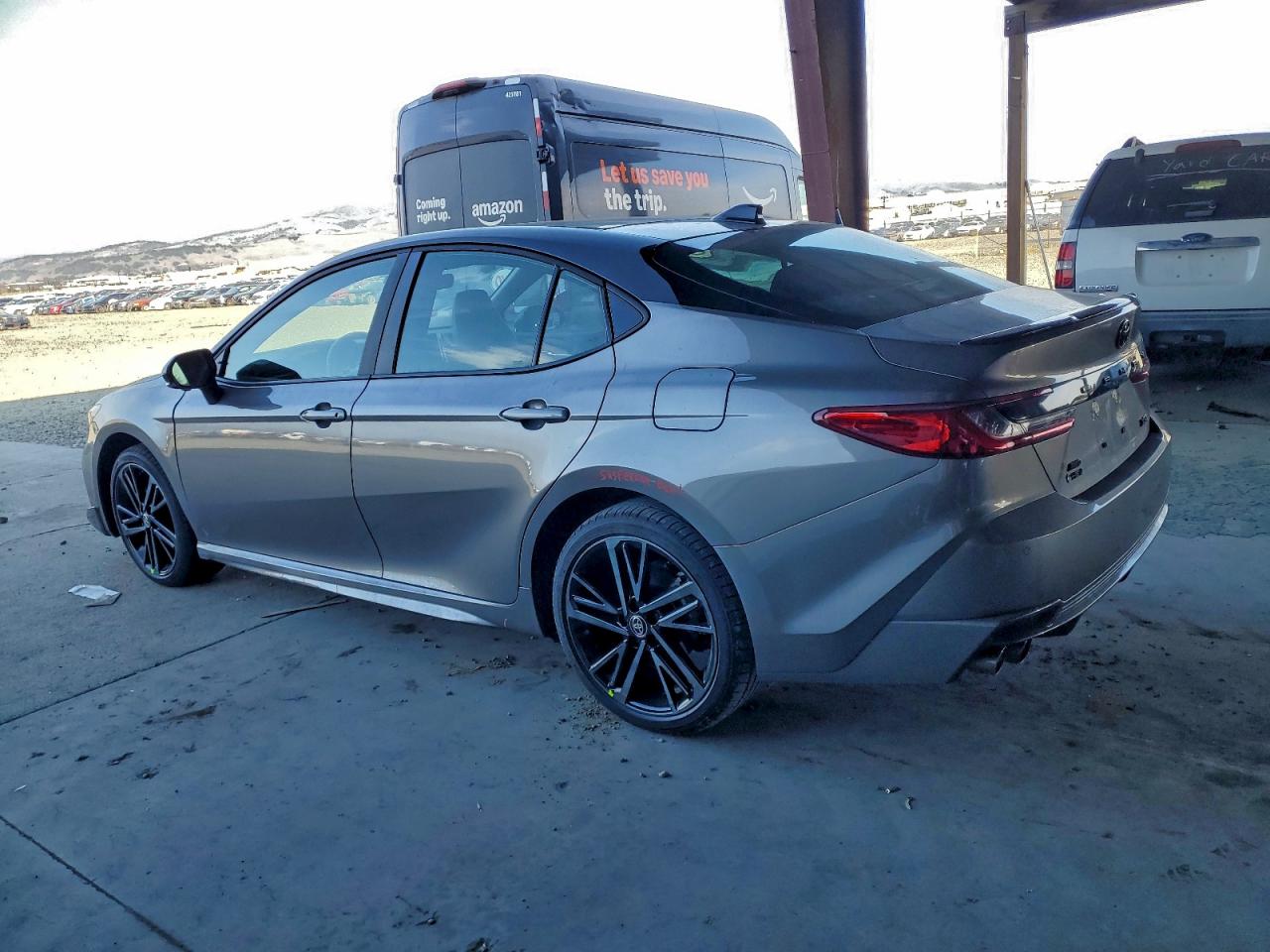 2025 TOYOTA CAMRY XSE photo 3