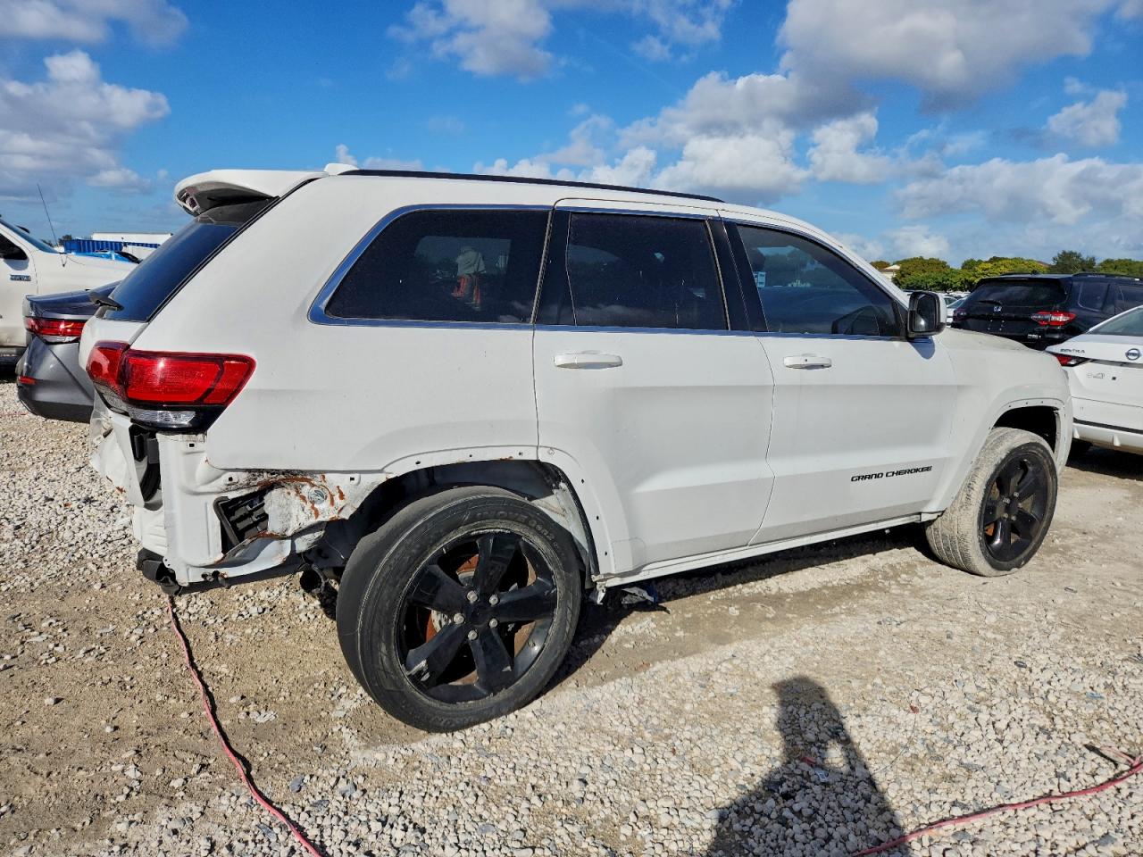 2015 JEEP GRAND CHEROKEE LAREDO photo 3