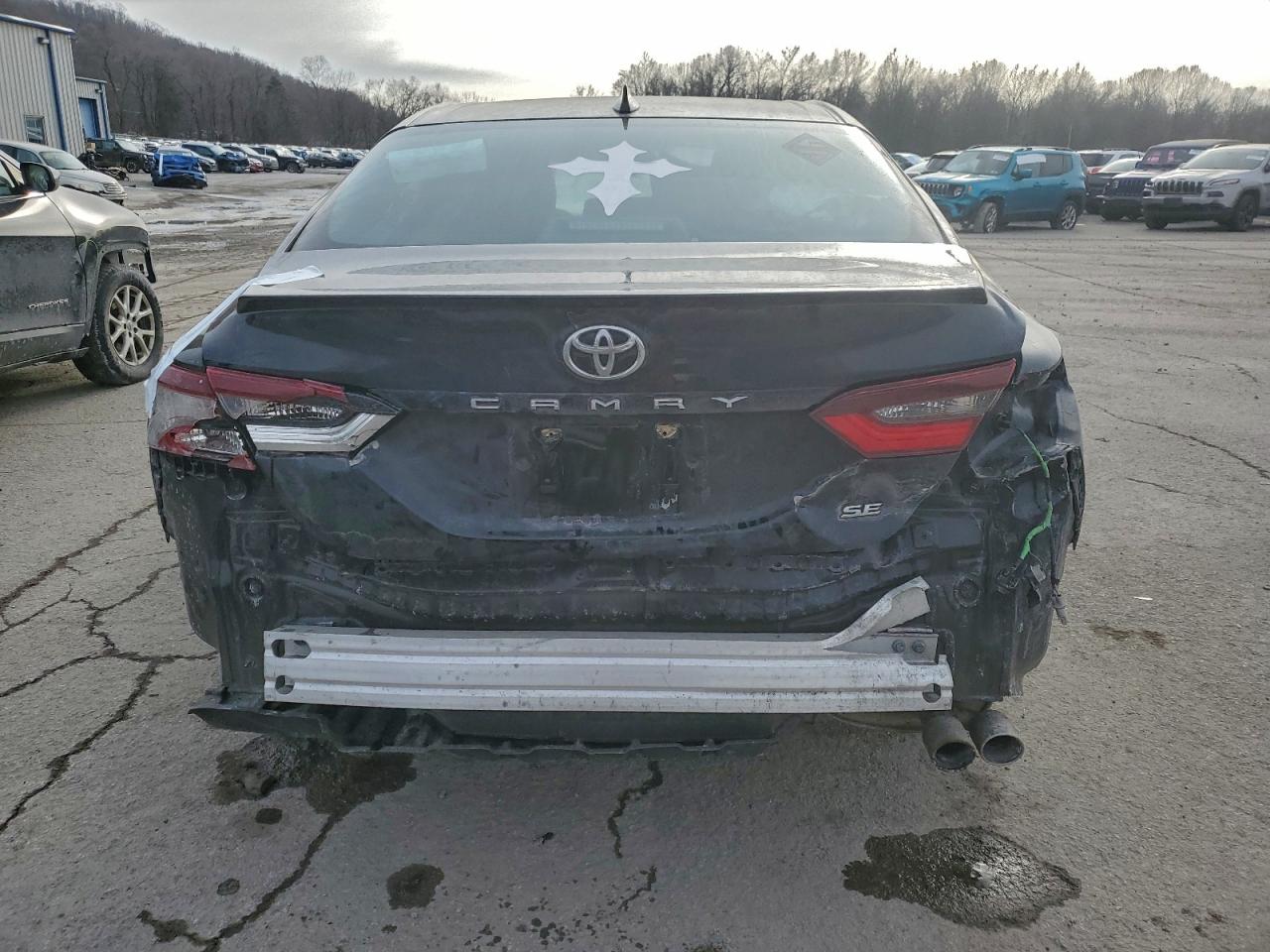 2024 TOYOTA CAMRY SE NIGHT SHADE photo 6