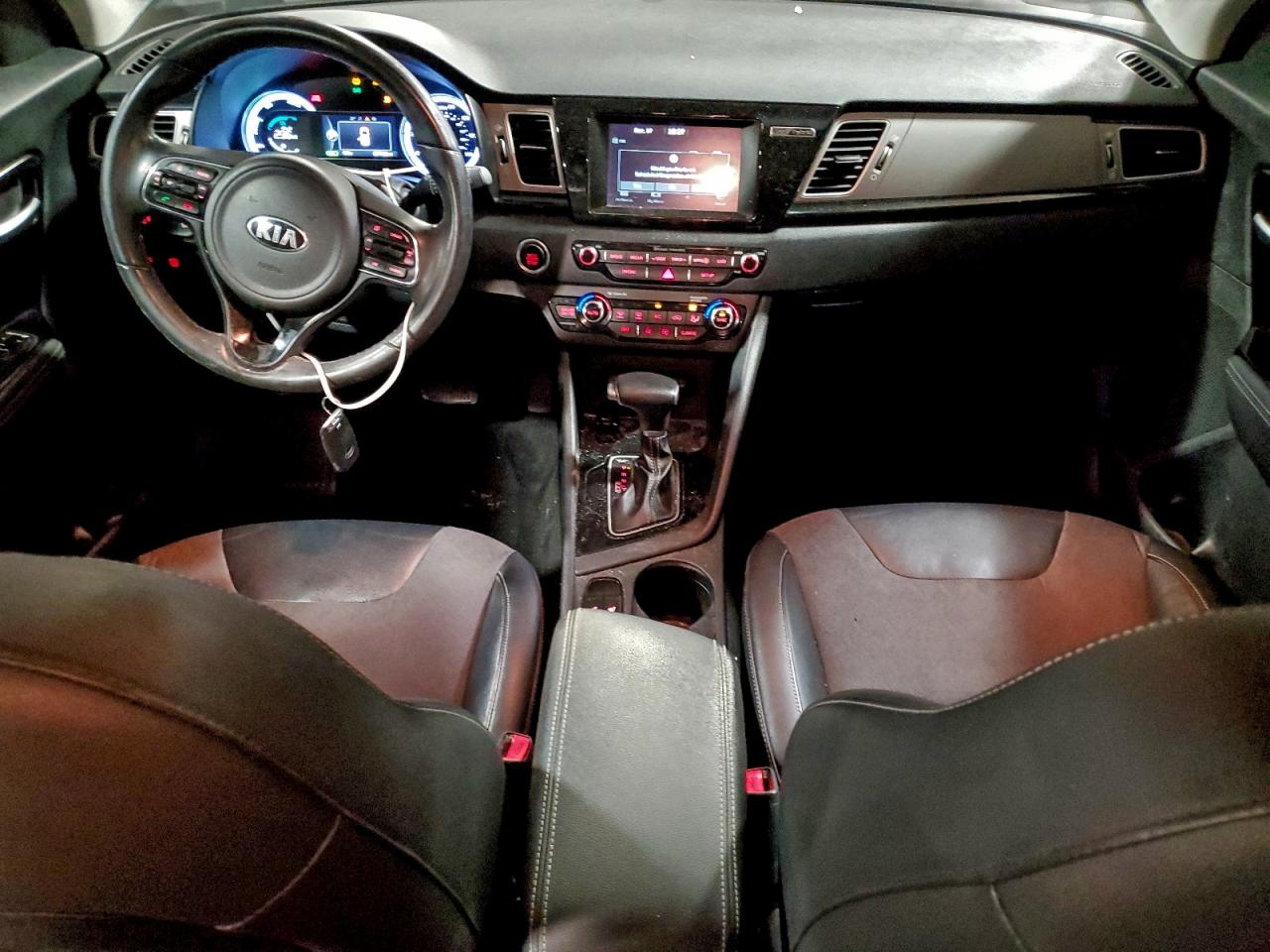 2017 KIA NIRO EX photo 8