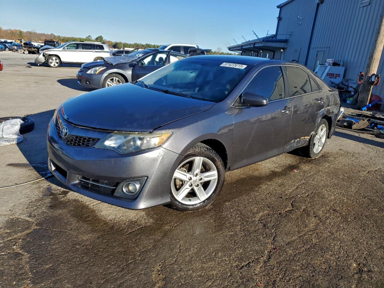 2014 TOYOTA CAMRY