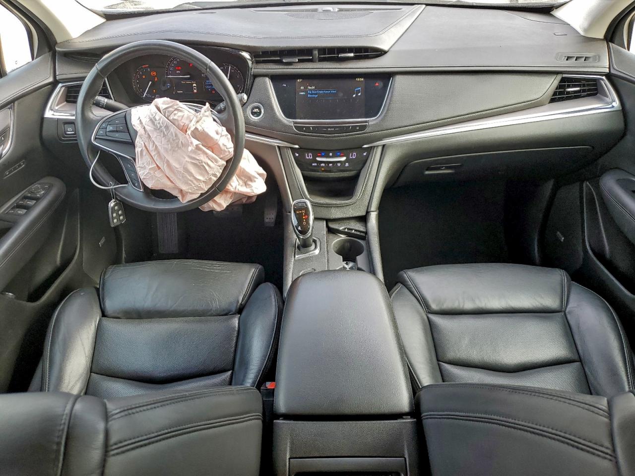 2017 CADILLAC XT5 LUXURY photo 8