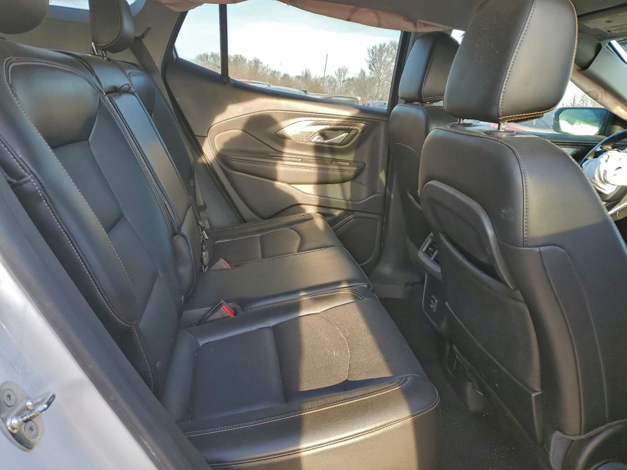 2019 GMC TERRAIN SLT photo 11