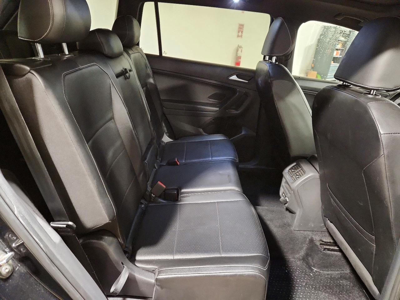 2021 VOLKSWAGEN TIGUAN SE photo 11