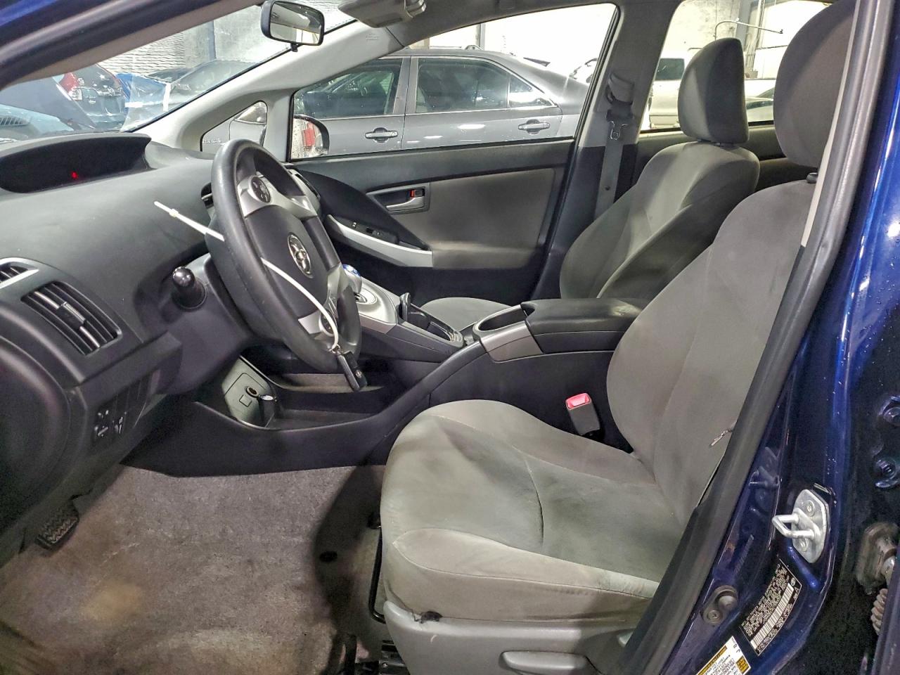 2012 TOYOTA PRIUS photo 7