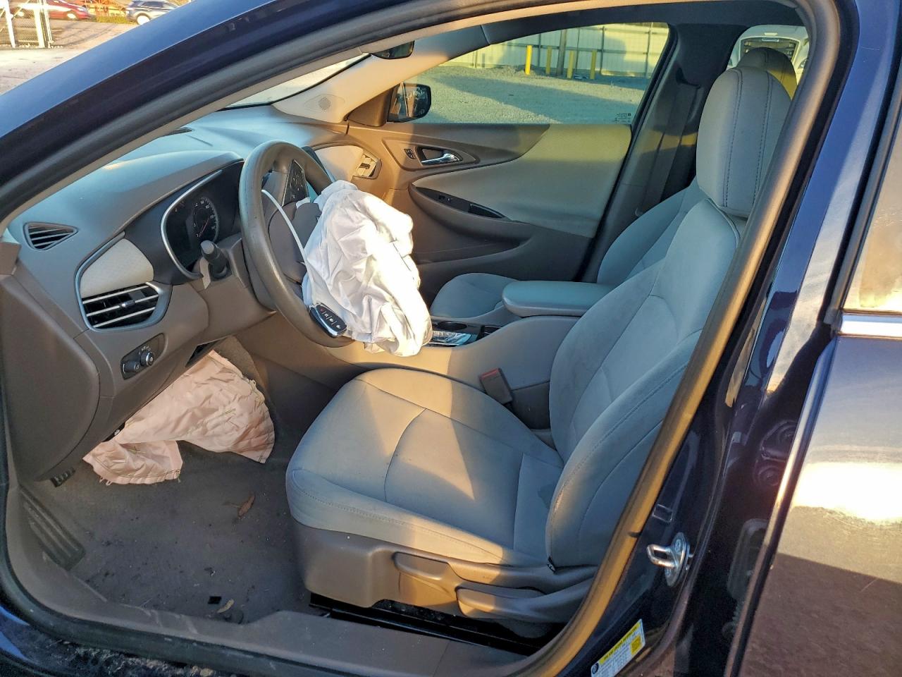 2017 CHEVROLET MALIBU LS photo 7