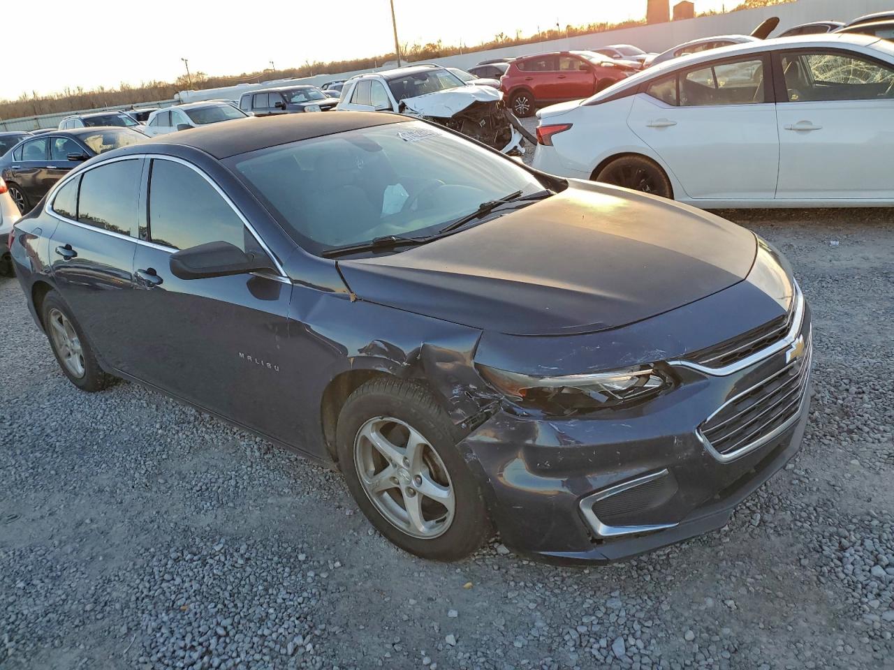 2017 CHEVROLET MALIBU LS photo 4