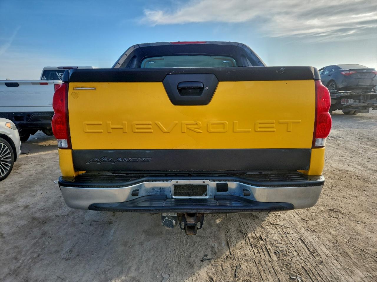 2003 CHEVROLET AVALANCHE K1500 photo 6