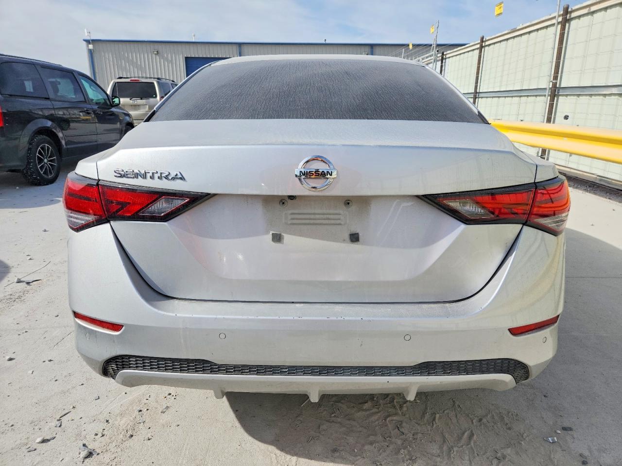 2022 NISSAN SENTRA S photo 6