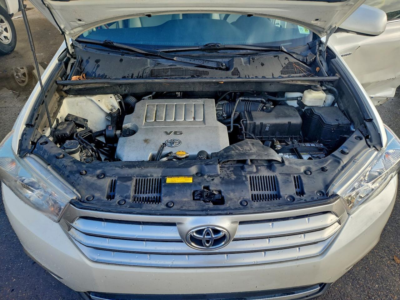 2013 TOYOTA HIGHLANDER LIMITED photo 12