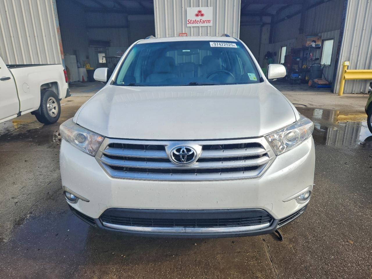 2013 TOYOTA HIGHLANDER LIMITED photo 5