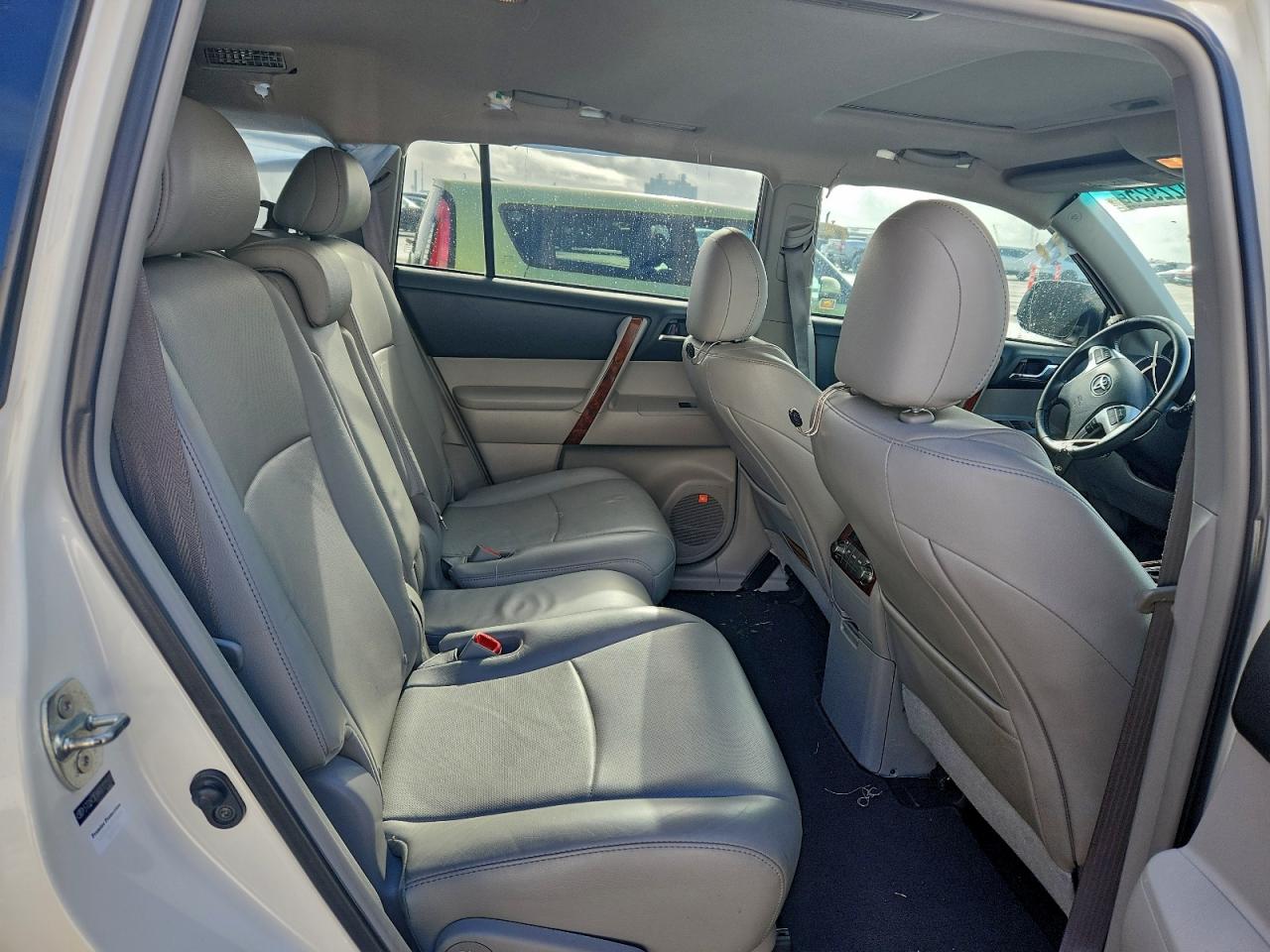 2013 TOYOTA HIGHLANDER LIMITED photo 11