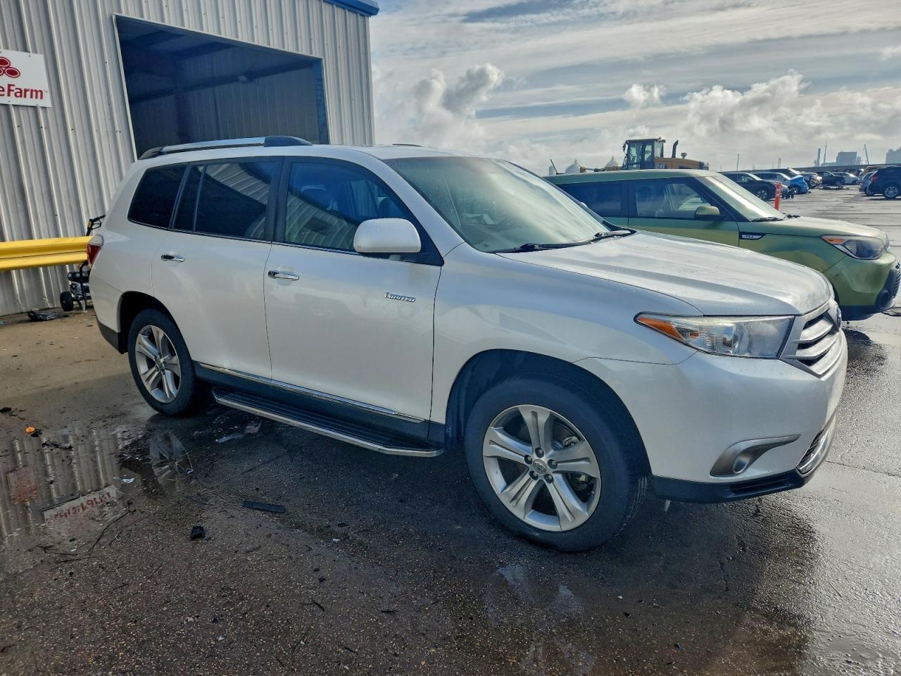 2013 TOYOTA HIGHLANDER LIMITED photo 4