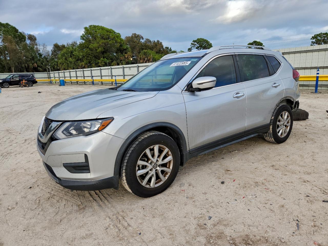 2019 NISSAN ROGUE