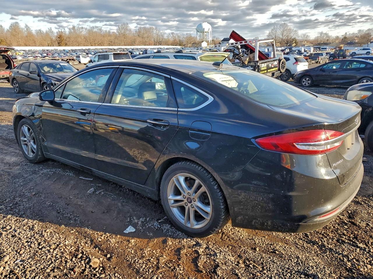 2018 FORD FUSION SE photo 2
