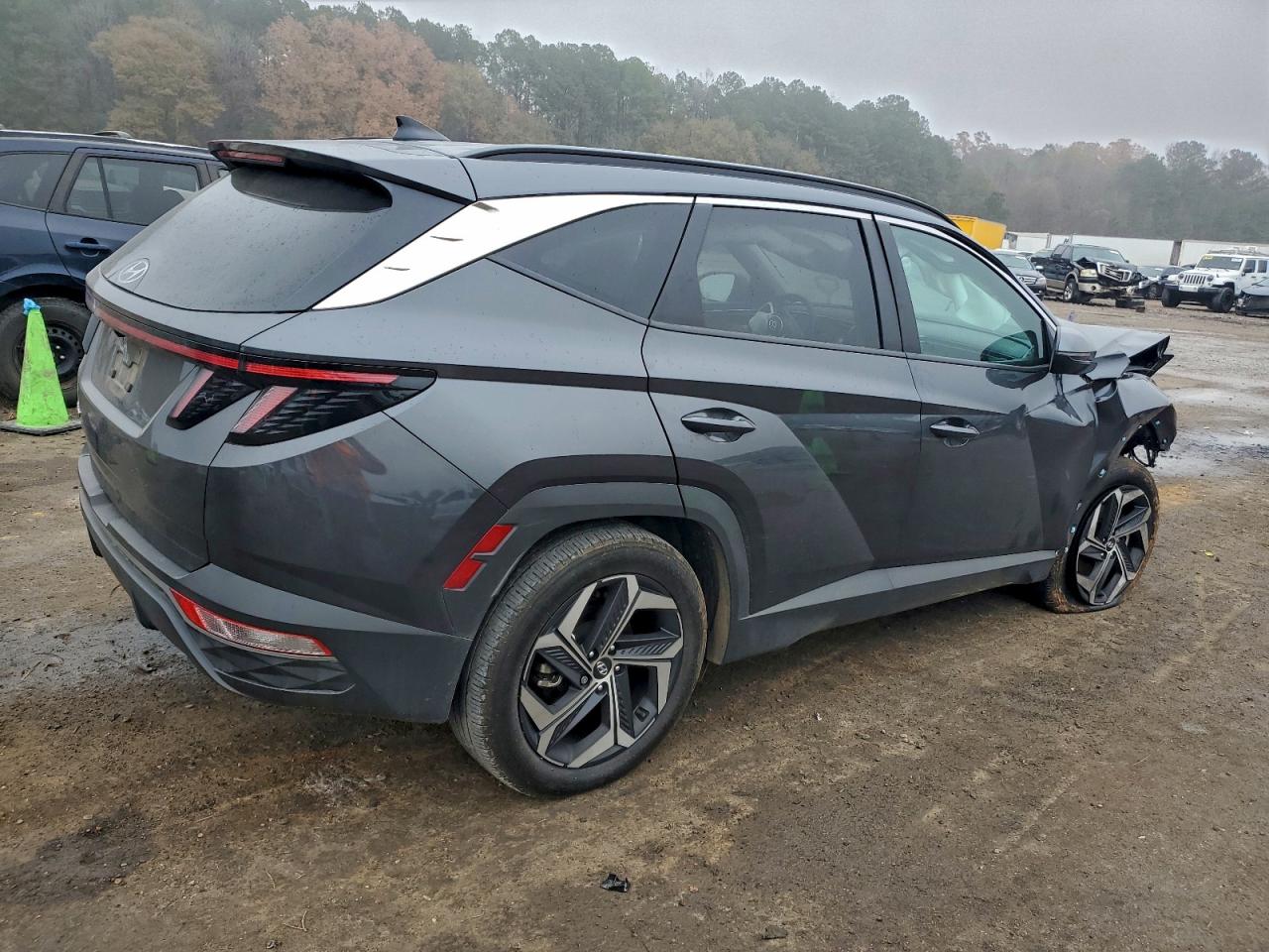 2024 HYUNDAI TUCSON SEL photo 3