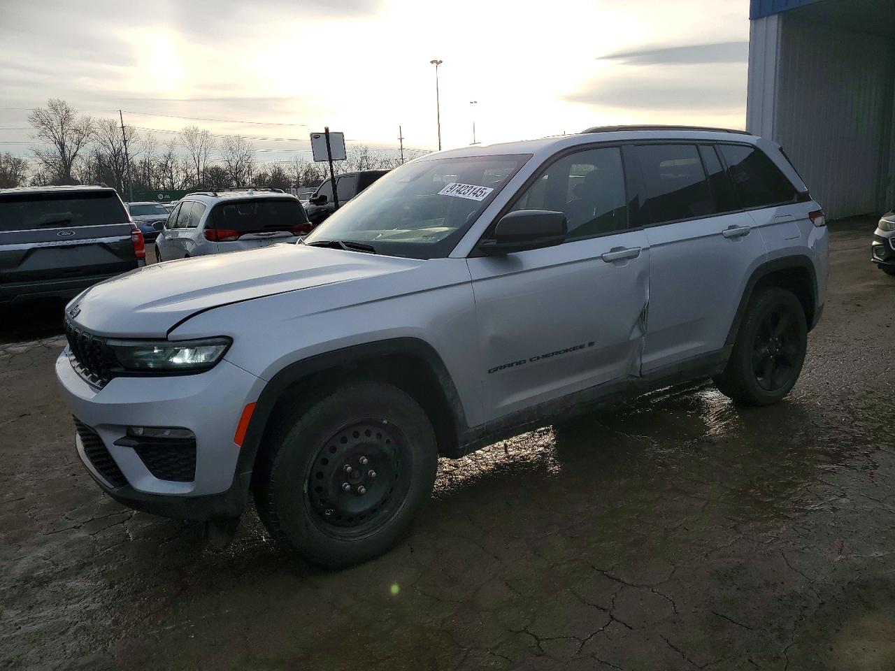2024 JEEP GRAND CHEROKEE