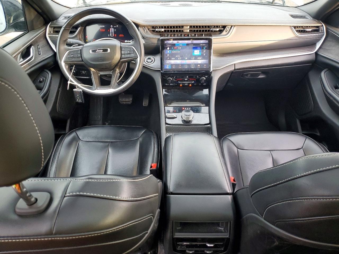 2024 JEEP GRAND CHEROKEE LIMITED photo 8