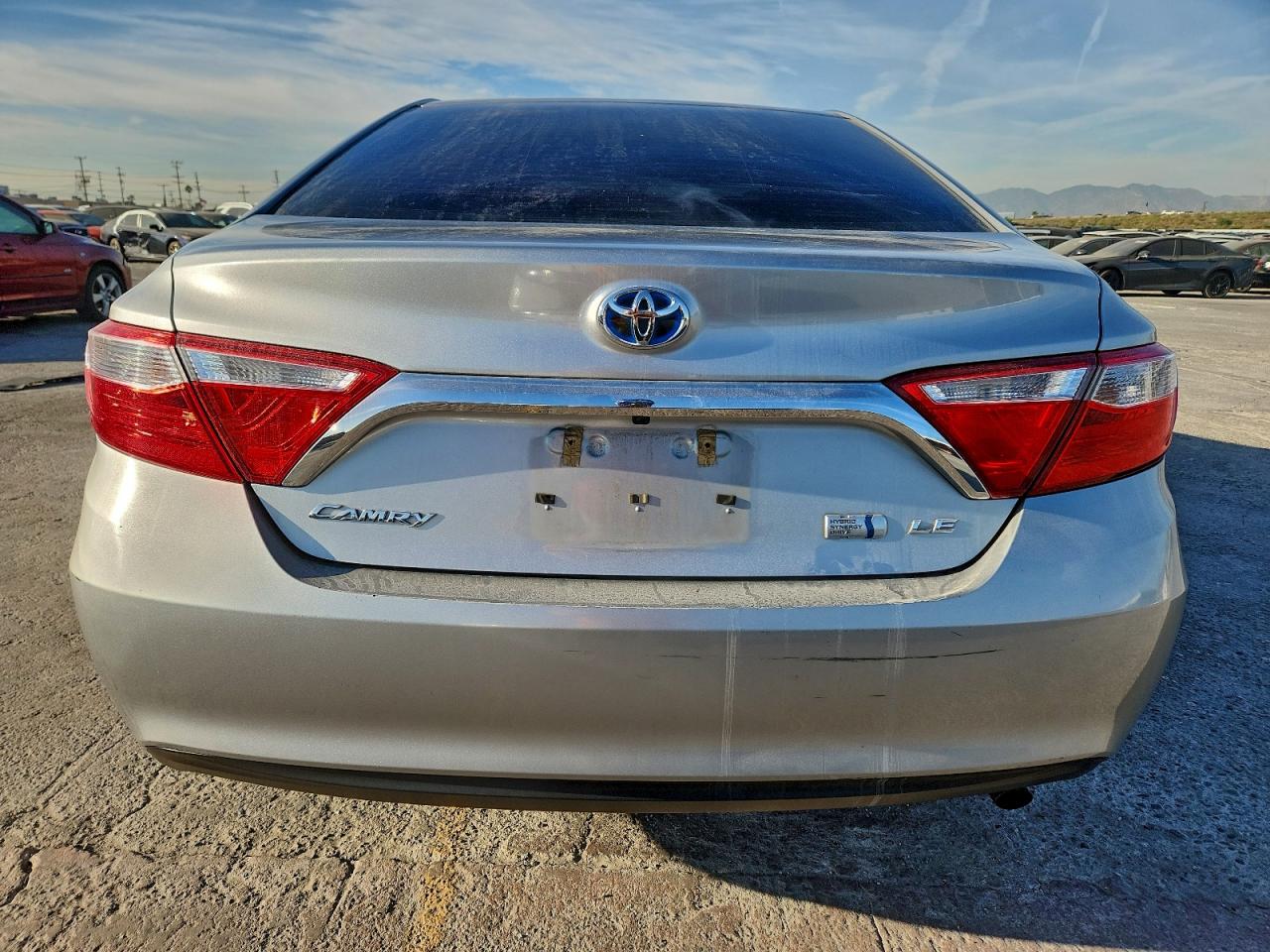 2015 TOYOTA CAMRY HYBRID photo 6
